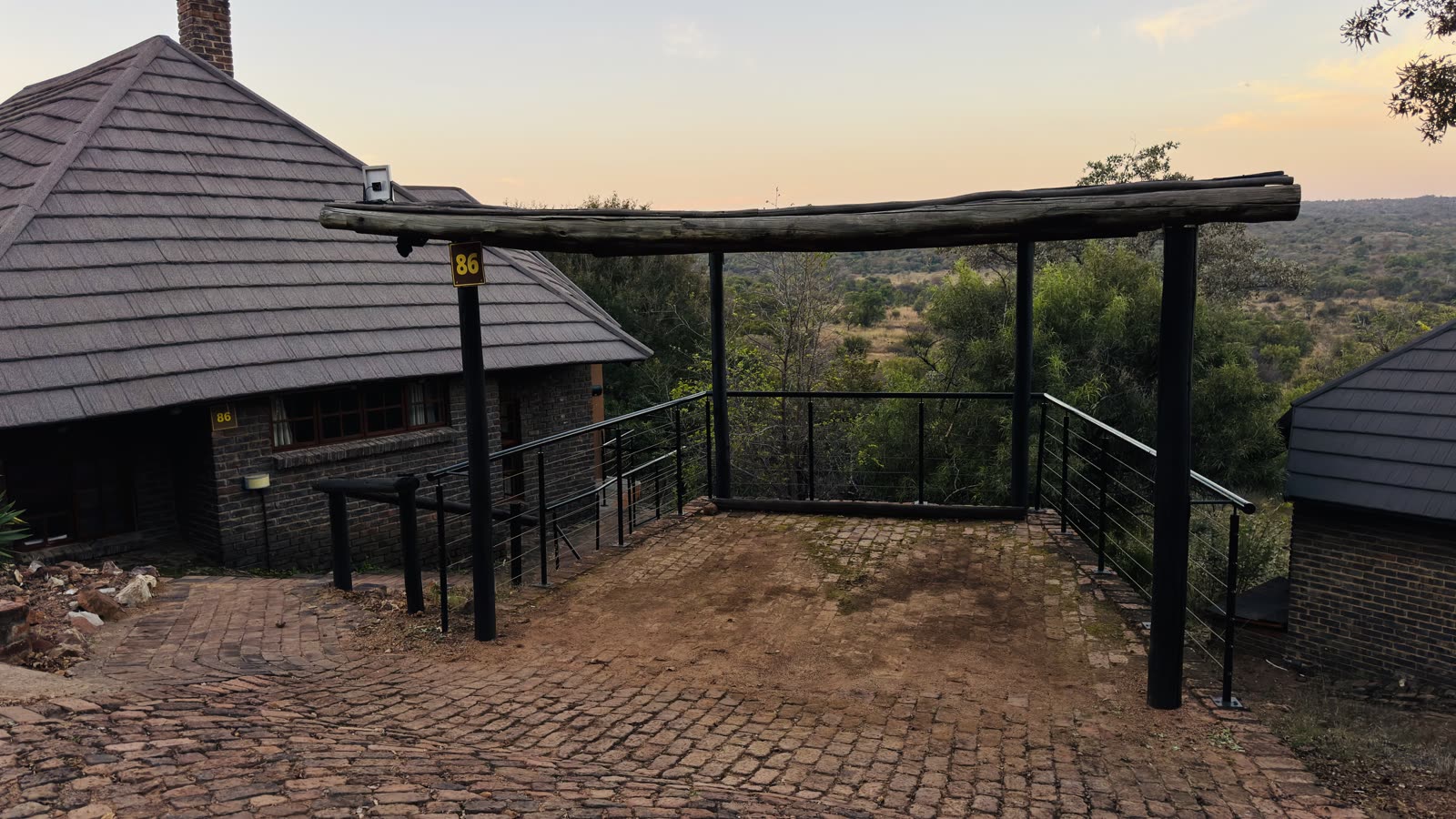 Mabalingwe Kubu Camp unit 86 parking bay