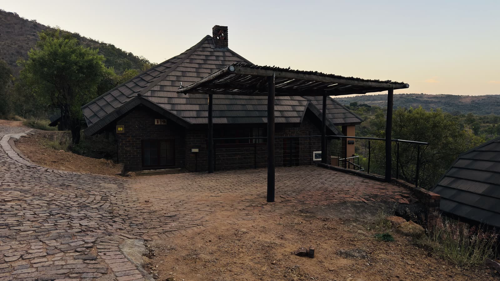 Mabalingwe Kubu Camp unit 89 parking bay